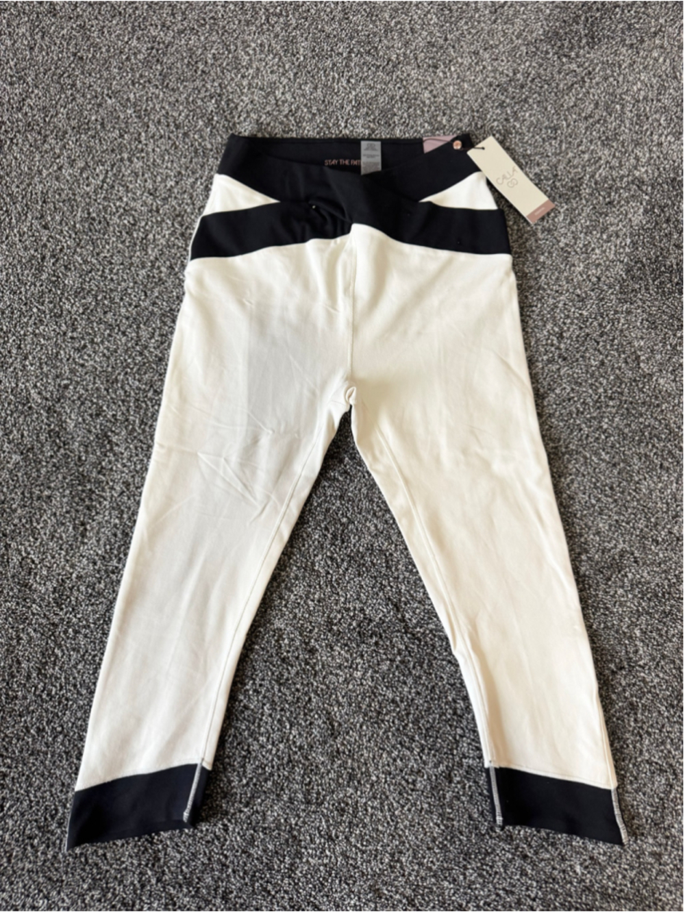 Women's Calia Essential Cross Capri Leggings – Unbleached – Size Small NWT